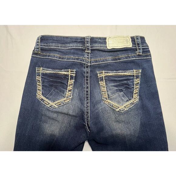 Shyanne Women's Dark Wash Rhinestone Anne Cropped Jeans - Size 27x21 - Picture 4 of 6